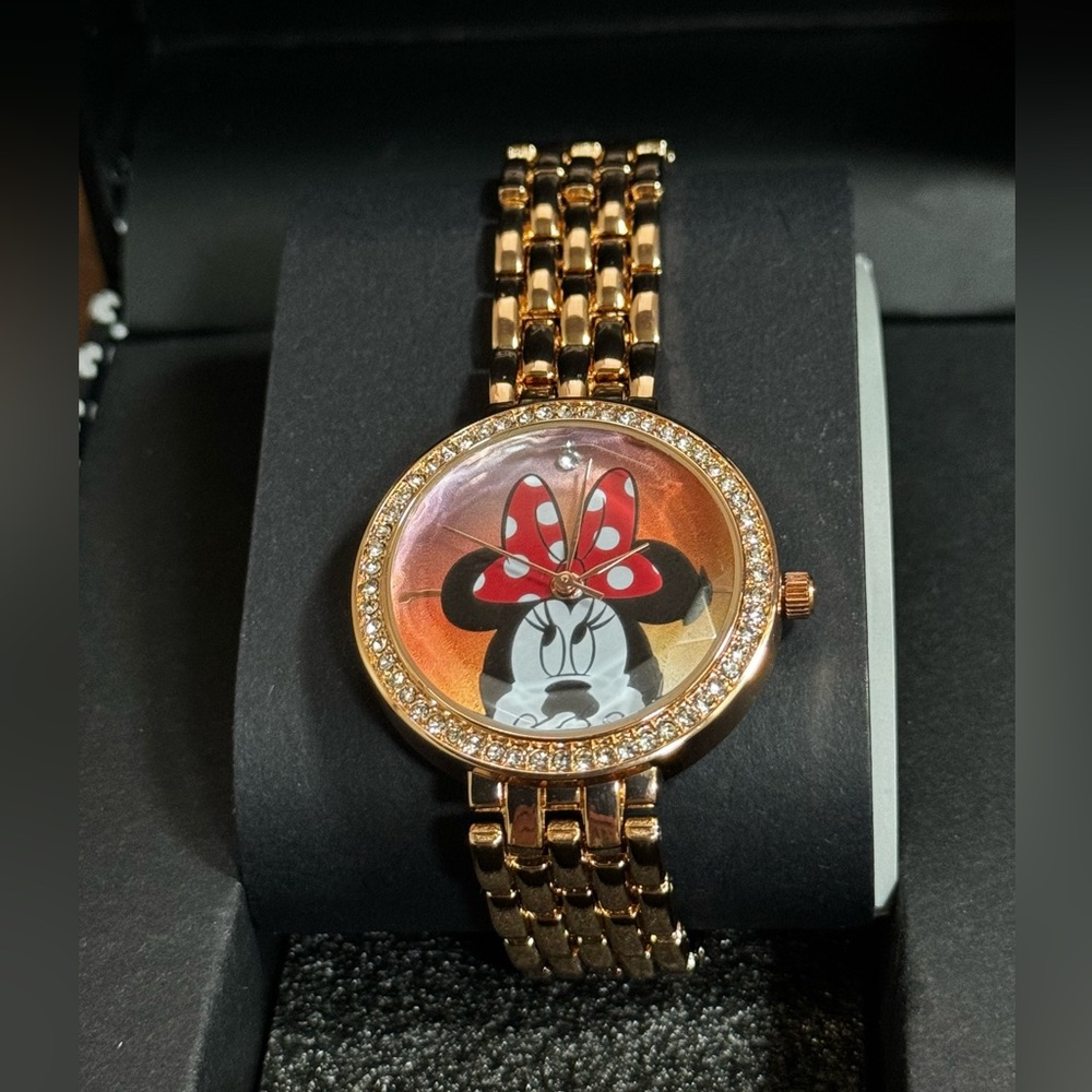 Disney Minnie Womens rose-gold Tone Bracelet Watch -NEW